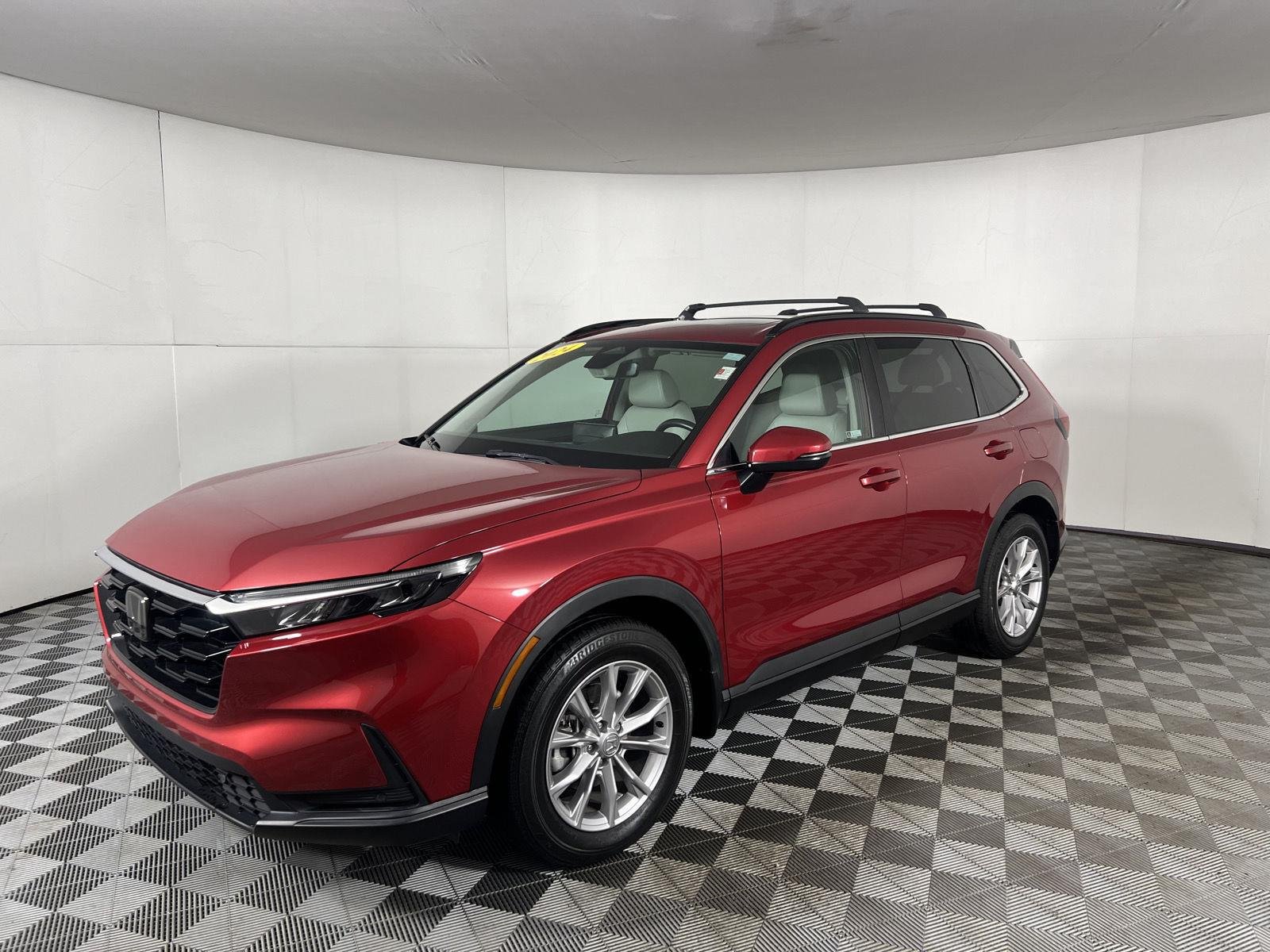 Used 2024 Radiant Red Metallic Honda EX-L image 4