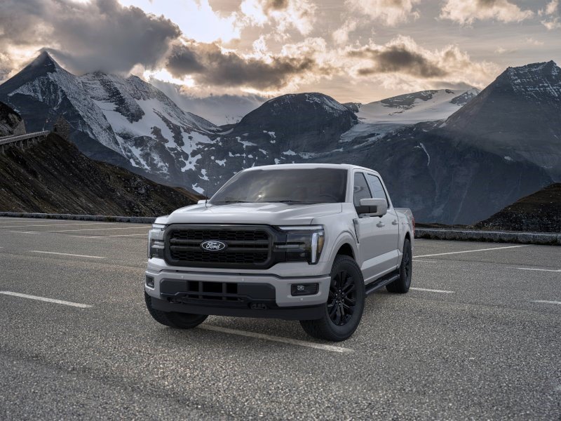New 2026 Avalanche Ford LARIAT image 2