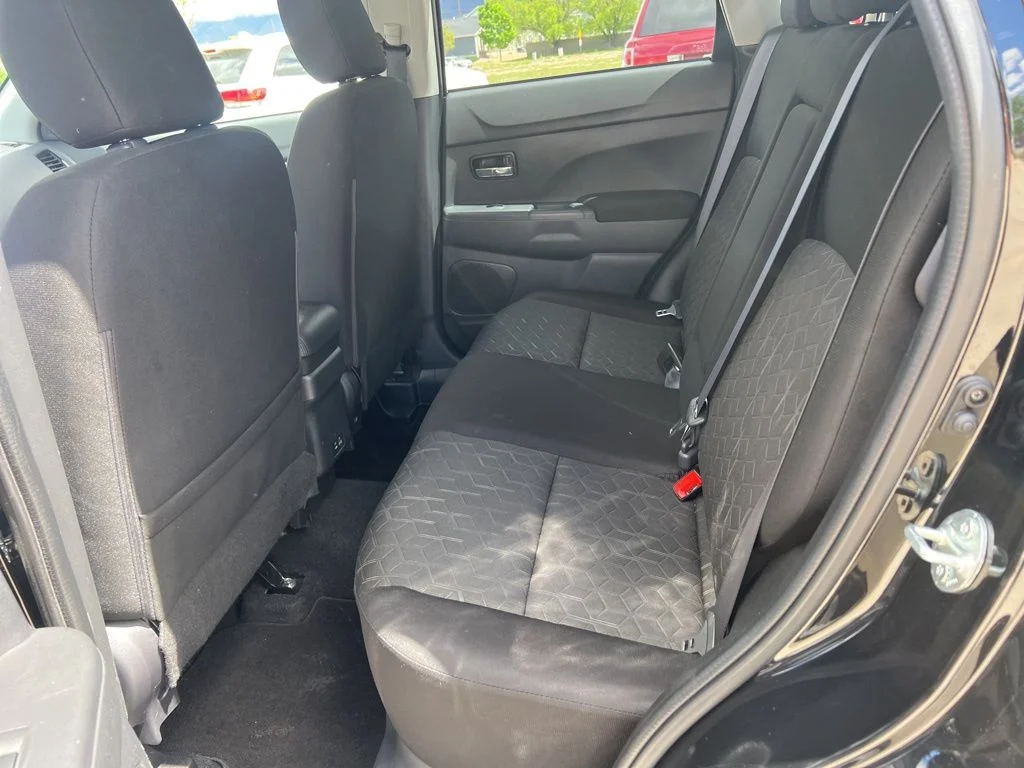 Used 2025 Gray Mitsubishi 2.0 ES image 14
