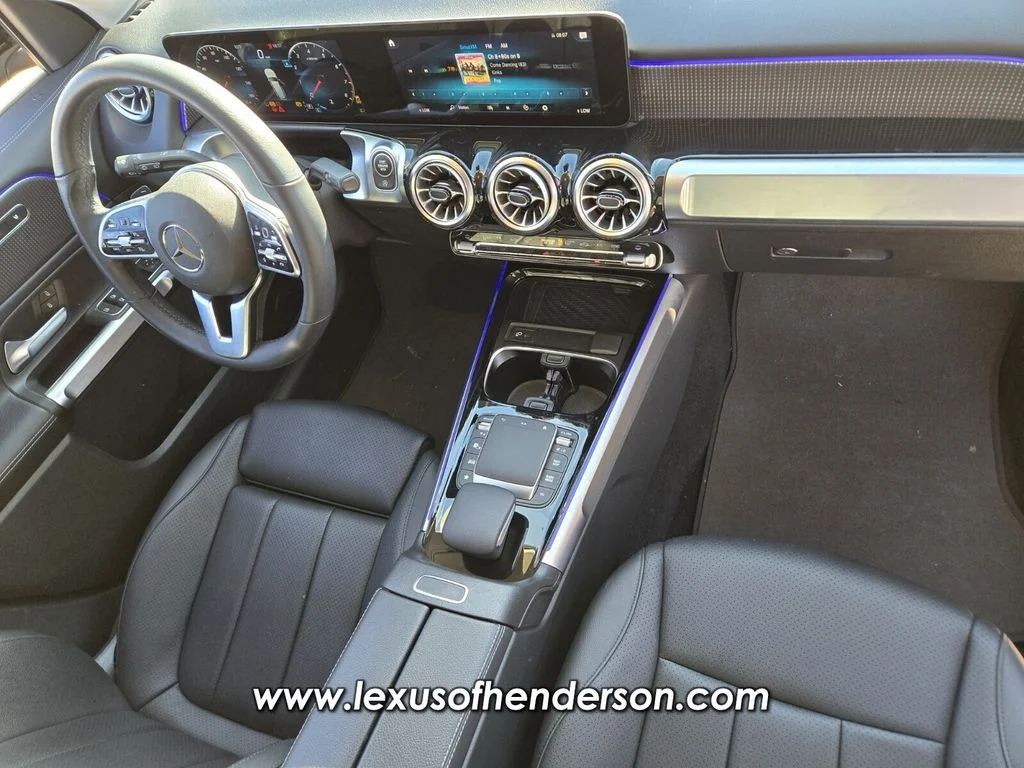 Used 2022 Black Mercedes-Benz GLB 250 image 15
