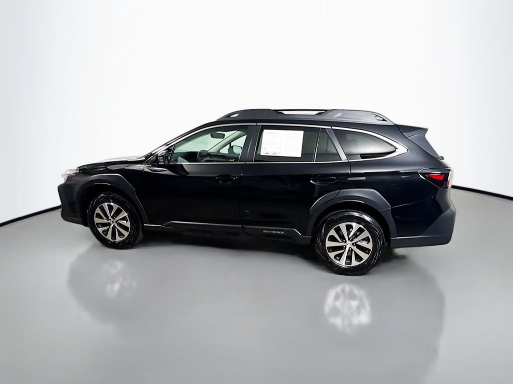 Used 2023 Crystal Black Silica Subaru Premium image 4
