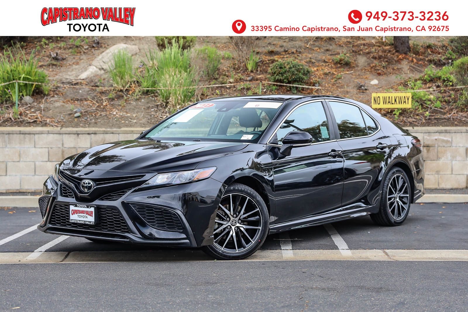 Certified Used 2023 MIDNIGHT BLACK METAL Toyota SE image 1
