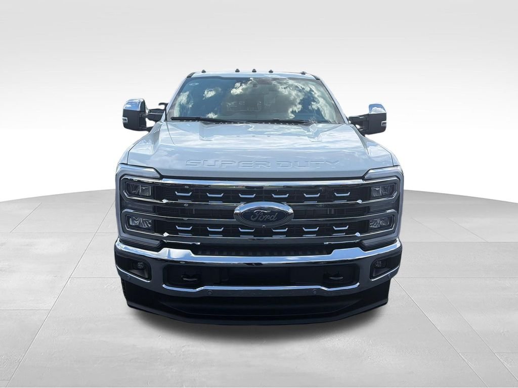 New 2026 Star White Metallic Tri-Coat Ford F-250® Lariat® image 8