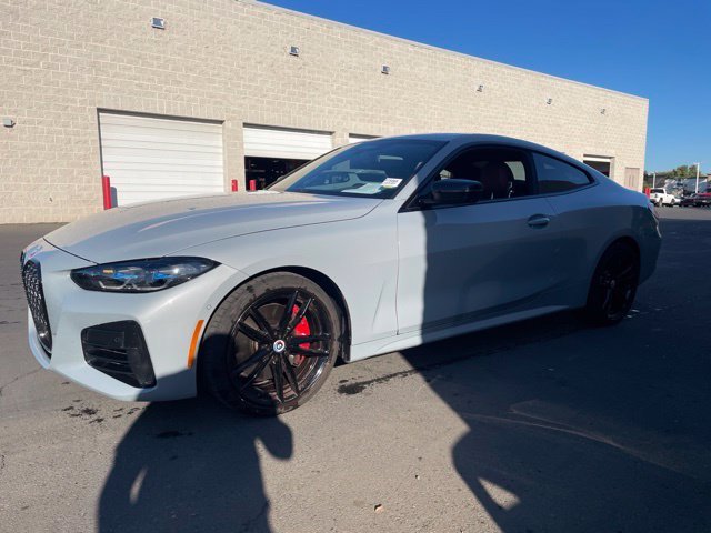 Used 2022 Gray BMW M440i xDrive image 3