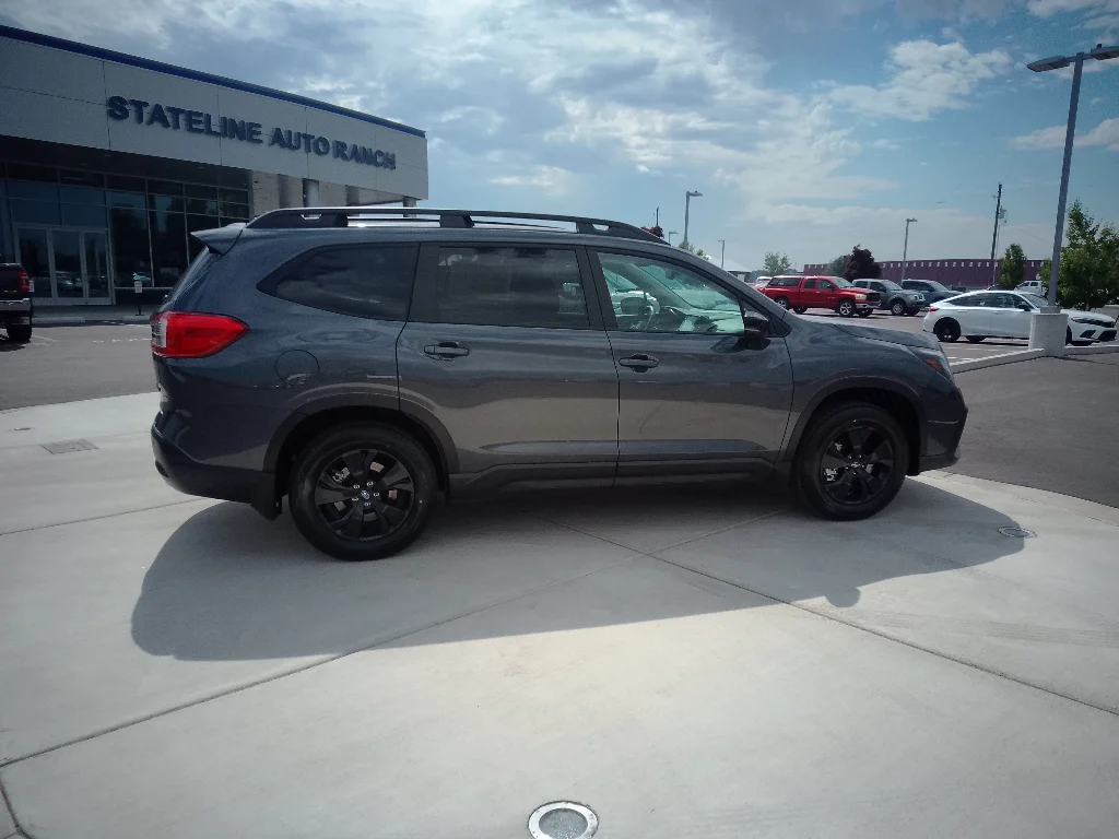 New 2026 MAGNETITE GRAY METALLIC Subaru Premium 7-Passenger image 2