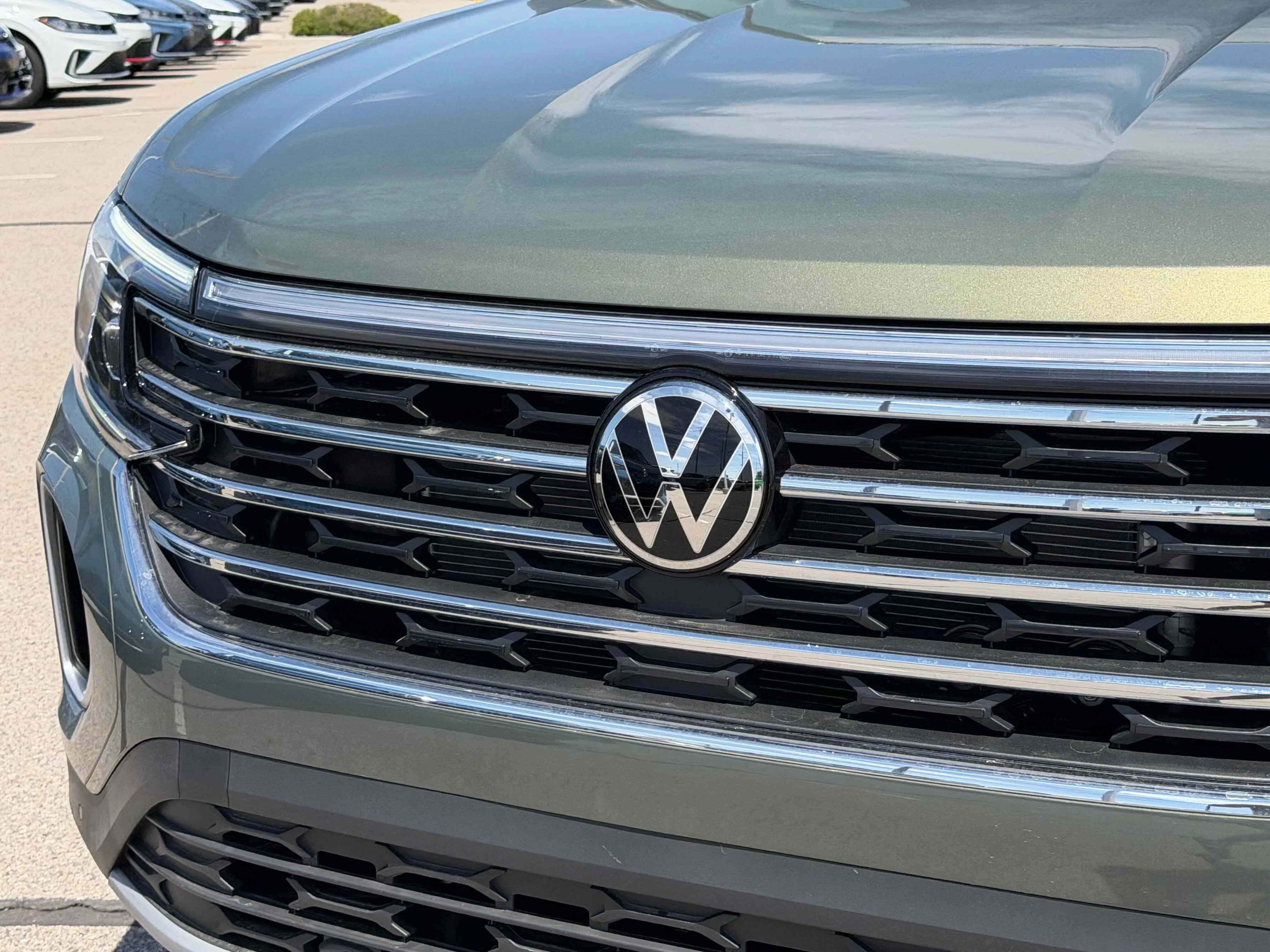 New 2026 Green Volkswagen 2.0T SE w/Technology image 11
