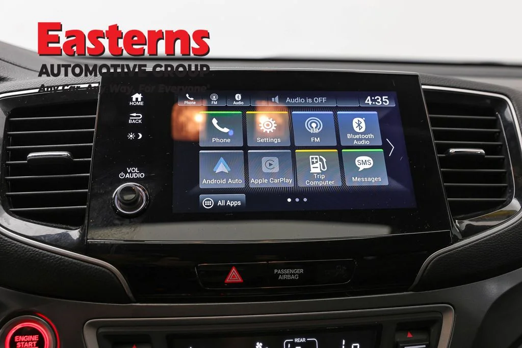 Used 2022 White Honda Special Edition image 18