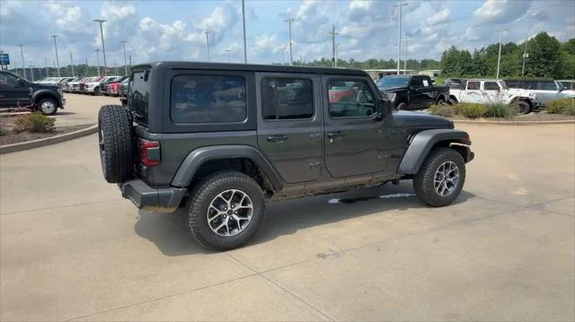 New 2024 Granite Crystal Metallic Clear-Coat Exterior Paint Jeep Sport S image 8