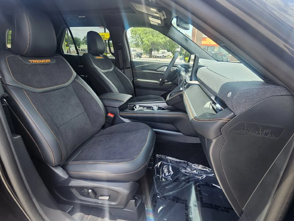 New 2026 Black Ford Tremor image 29