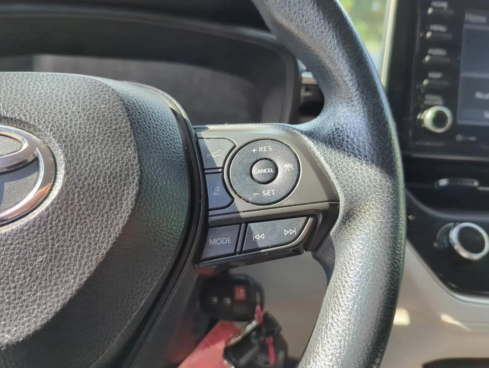 Used 2022 Jet Black Toyota L image 20