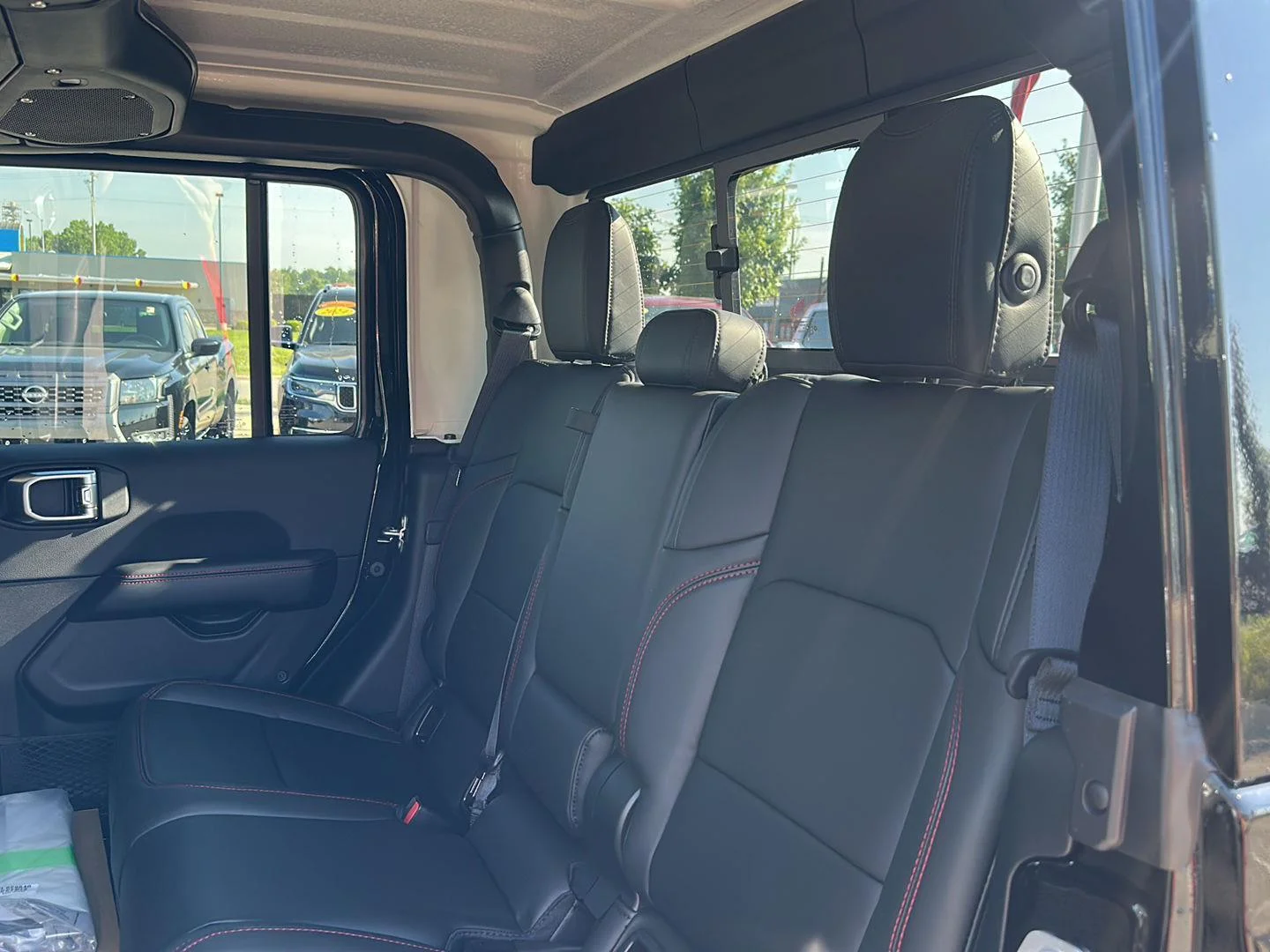 New 2026 Black Clearcoat Jeep Rubicon image 28