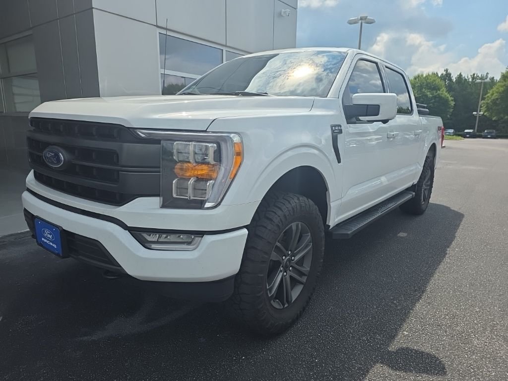 Used 2022 White Ford Lariat image 2