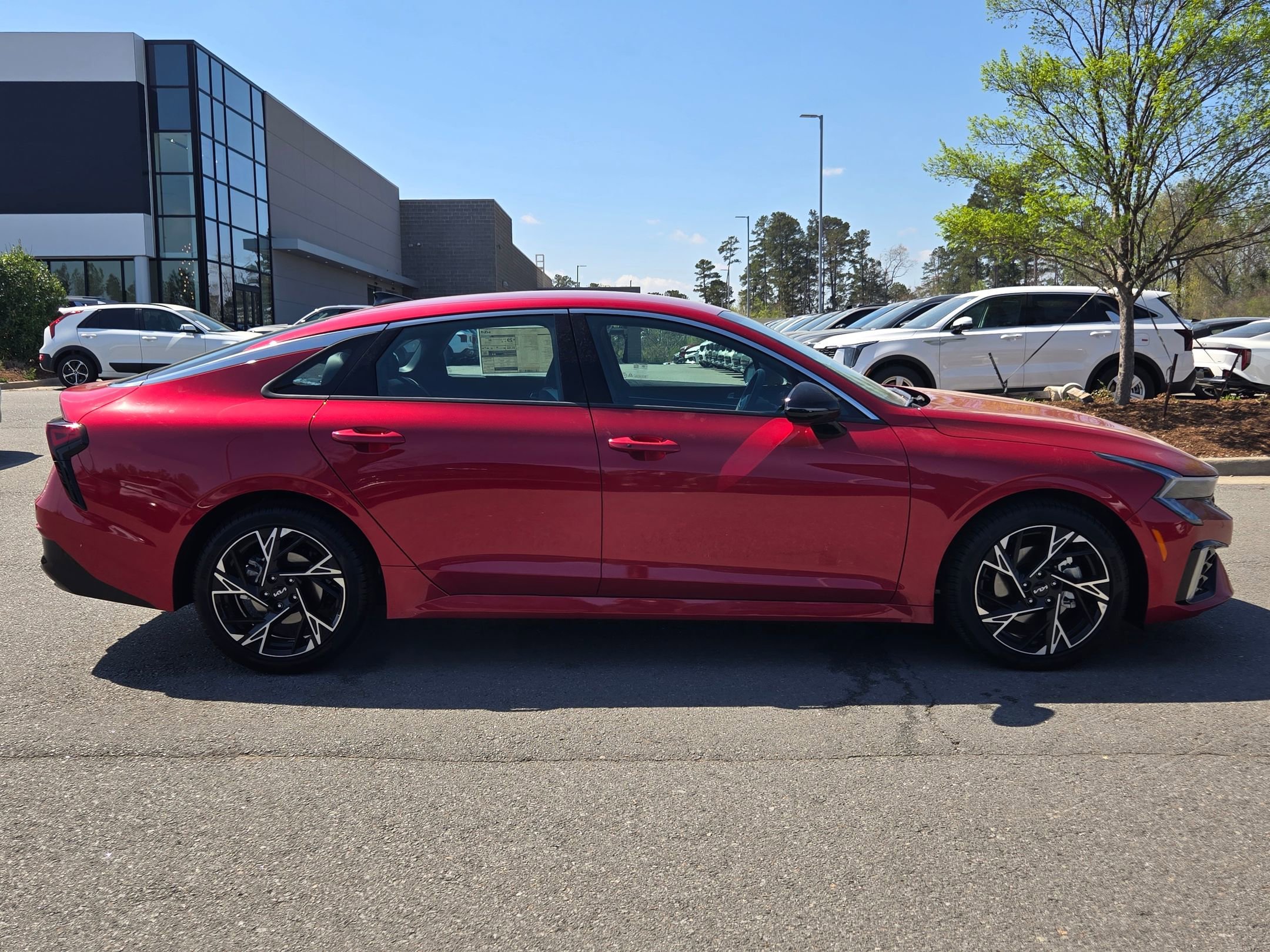 2026 Kia K5 GT-Line - Photo 8