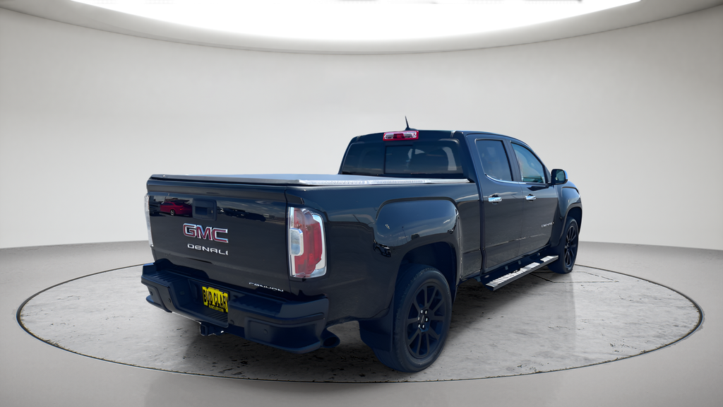 Used 2022 Black GMC Denali image 5