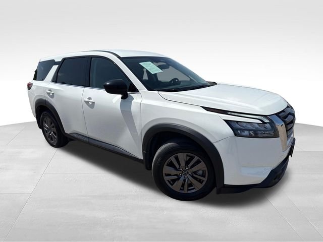 Used 2025 White Nissan S image 1