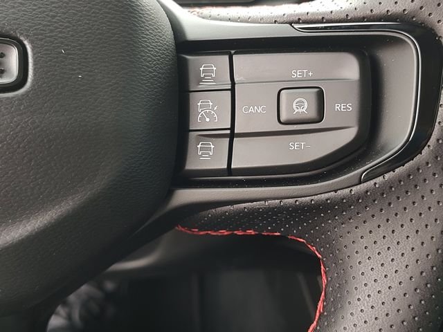 New 2026 Diamond Black Crystal Pearlcoat Dodge R/T image 20