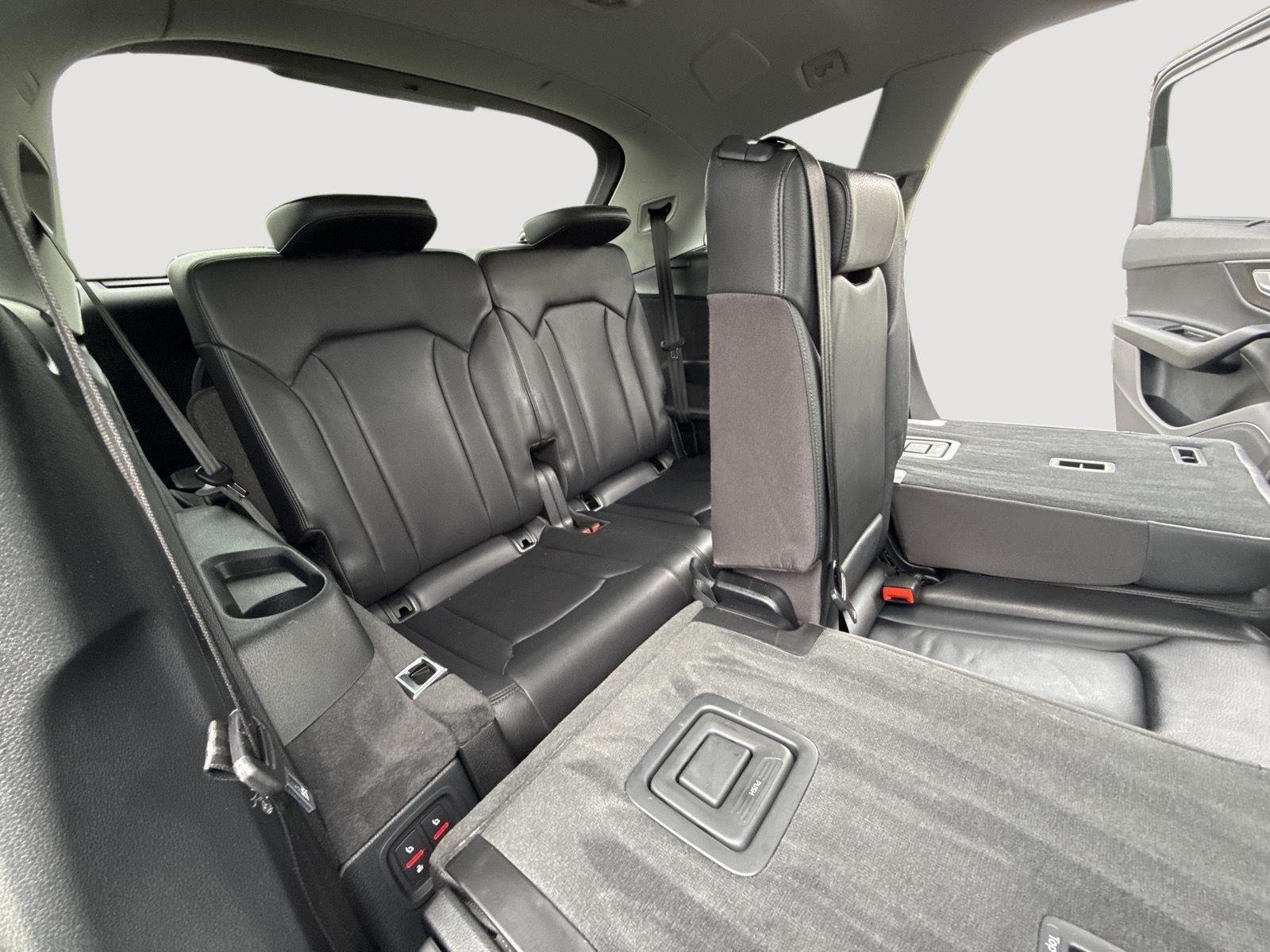Used 2018 Florett Silver Metallic Audi Prestige image 6