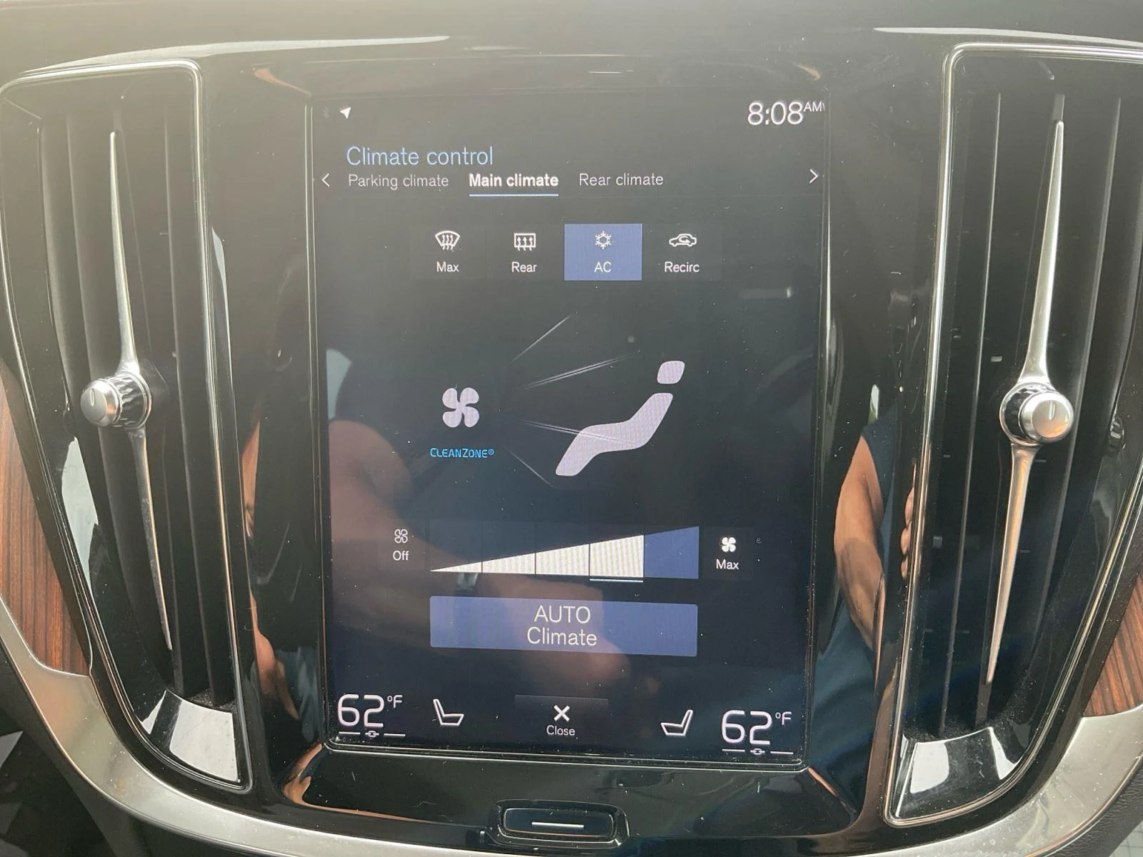 Used 2019 Pebble Grey Metallic Volvo Inscription image 22
