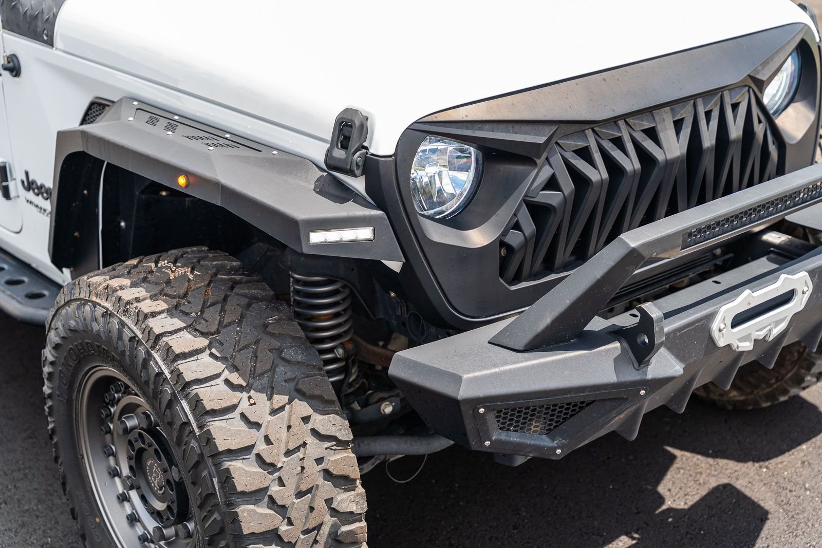 Used 2022 White Jeep Unlimited Sport Altitude image 18