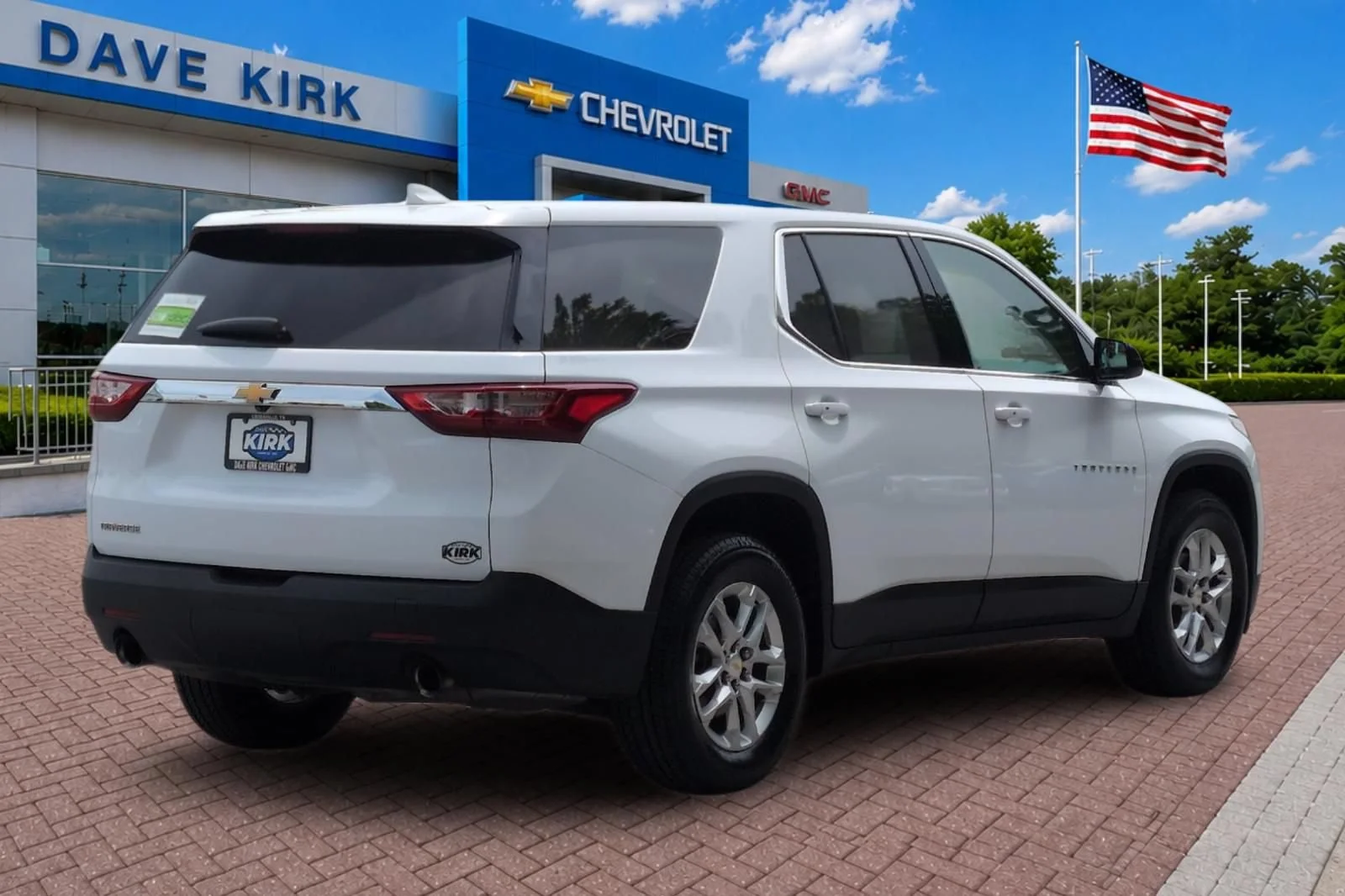 Used 2020 SUMMIT WHITE Chevrolet LS image 3