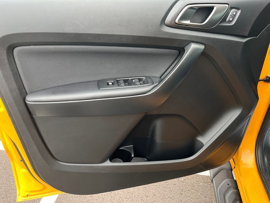 Used 2022 Yellow Ford XLT image 11
