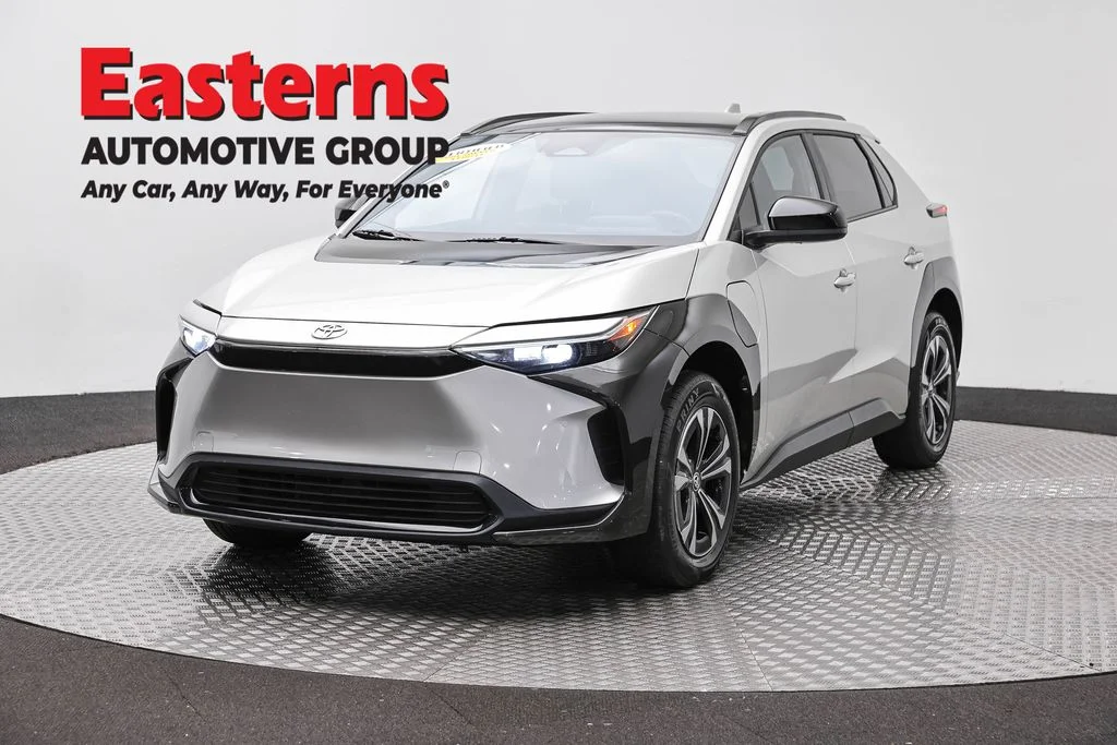 Used 2024 Silver Toyota XLE image 1