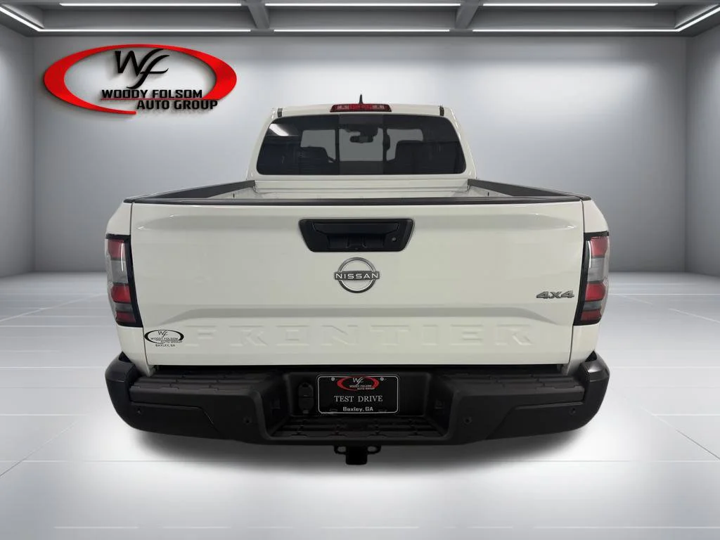 New 2026 Glacier White Nissan King Cab® S image 8