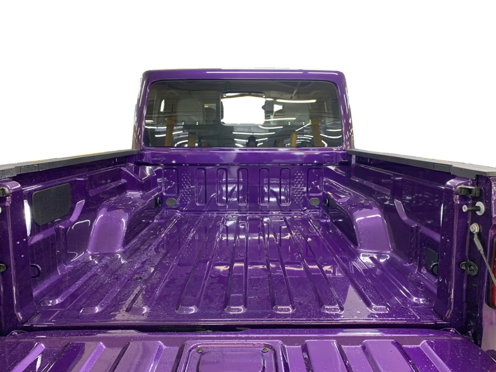 New 2026 Reign Jeep Sahara image 19
