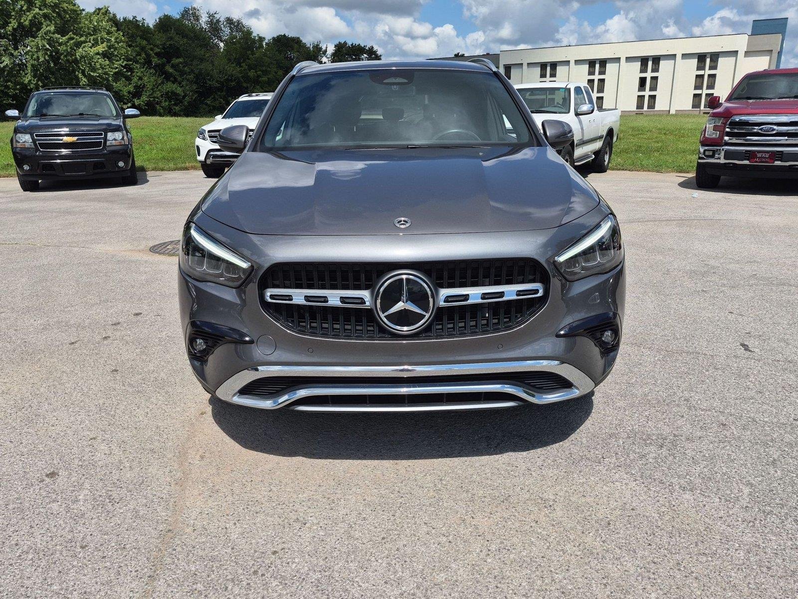 Used 2025 Mountain Grey Metallic Mercedes-Benz GLA 250 image 8