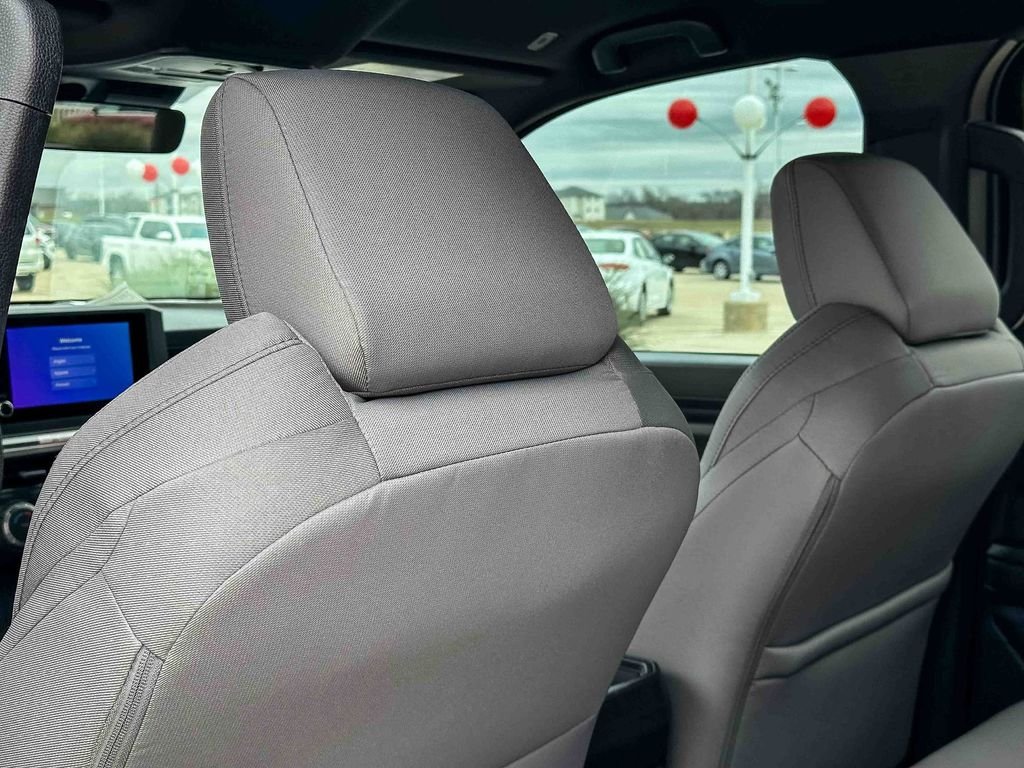 2026 Toyota Tacoma SR5 - Photo 13