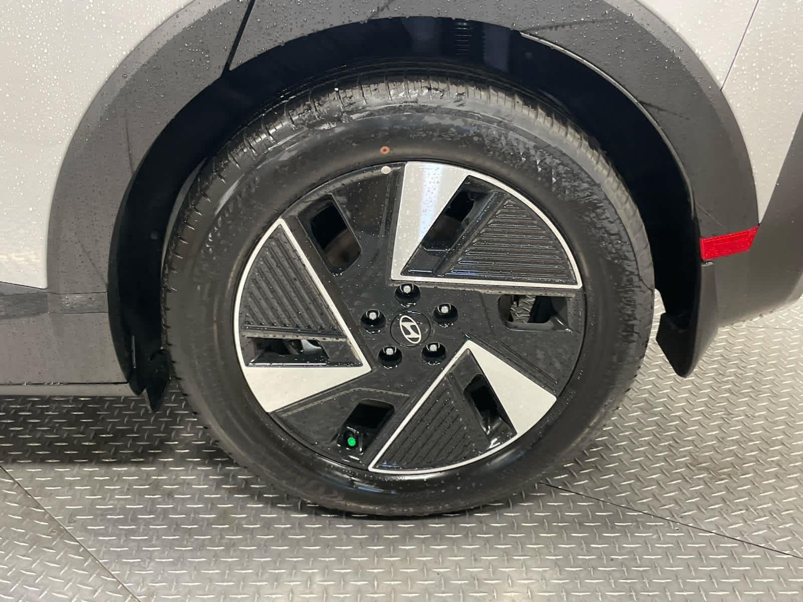New 2026 Cyber Gray Hyundai SEL image 17