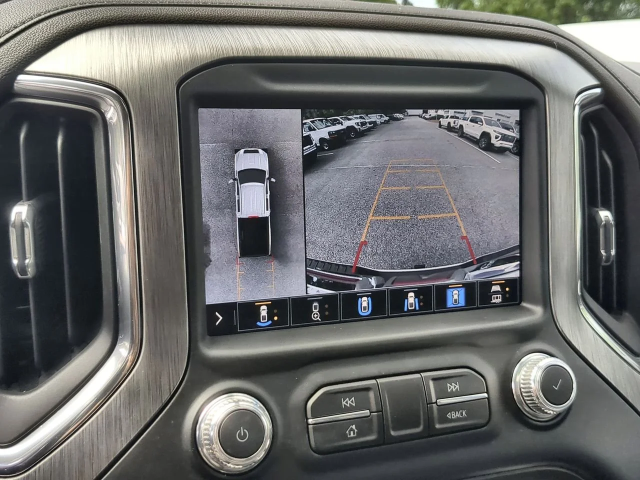 Used 2022 Summit White GMC Denali image 15