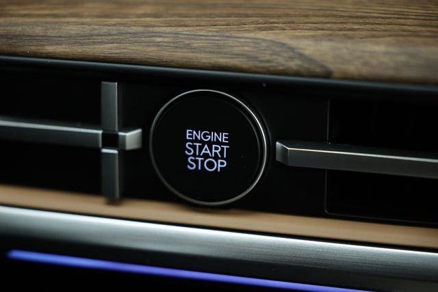 2026 Hyundai Santa Fe Limited - Photo 12