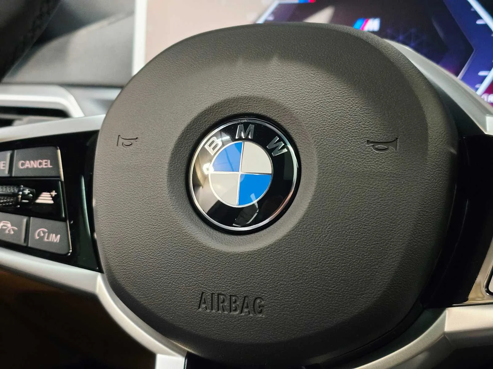 New 2026 Portimao Blue Metallic BMW xDrive40 image 24