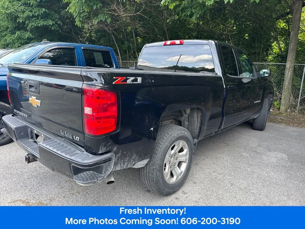 Used 2019 Black Chevrolet LT image 6