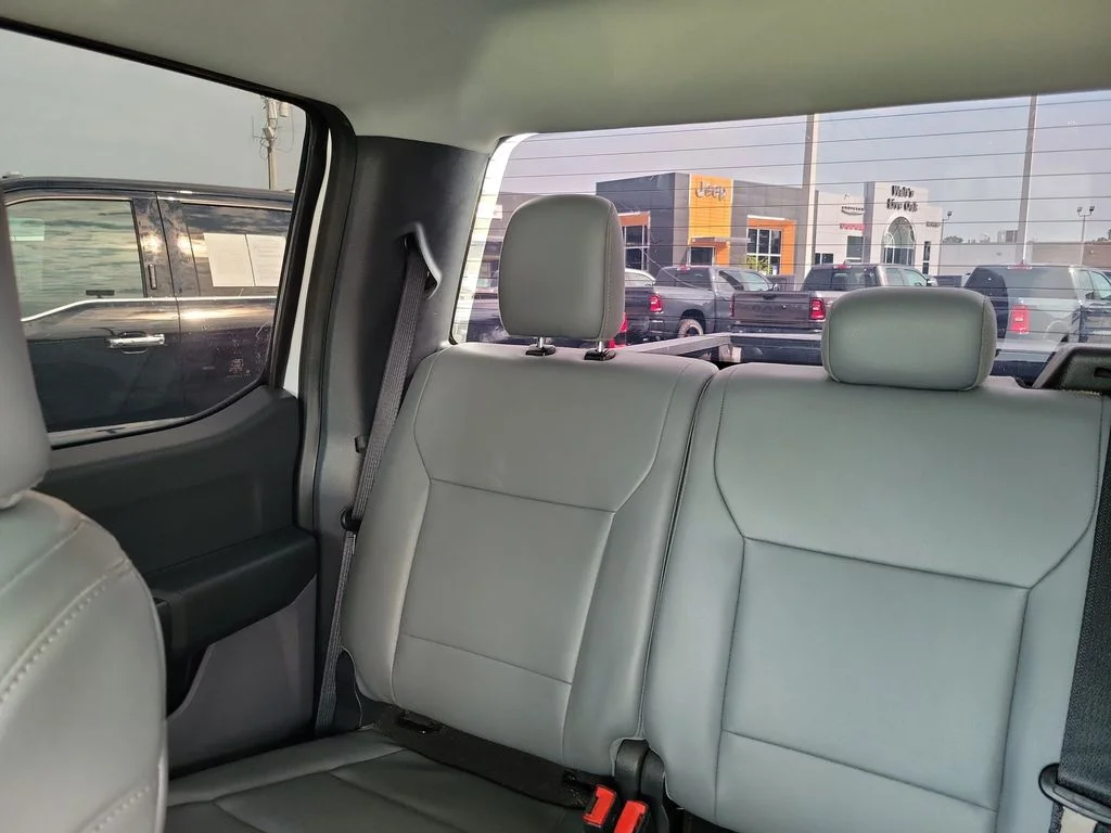 Used 2022 White Ford XL image 13