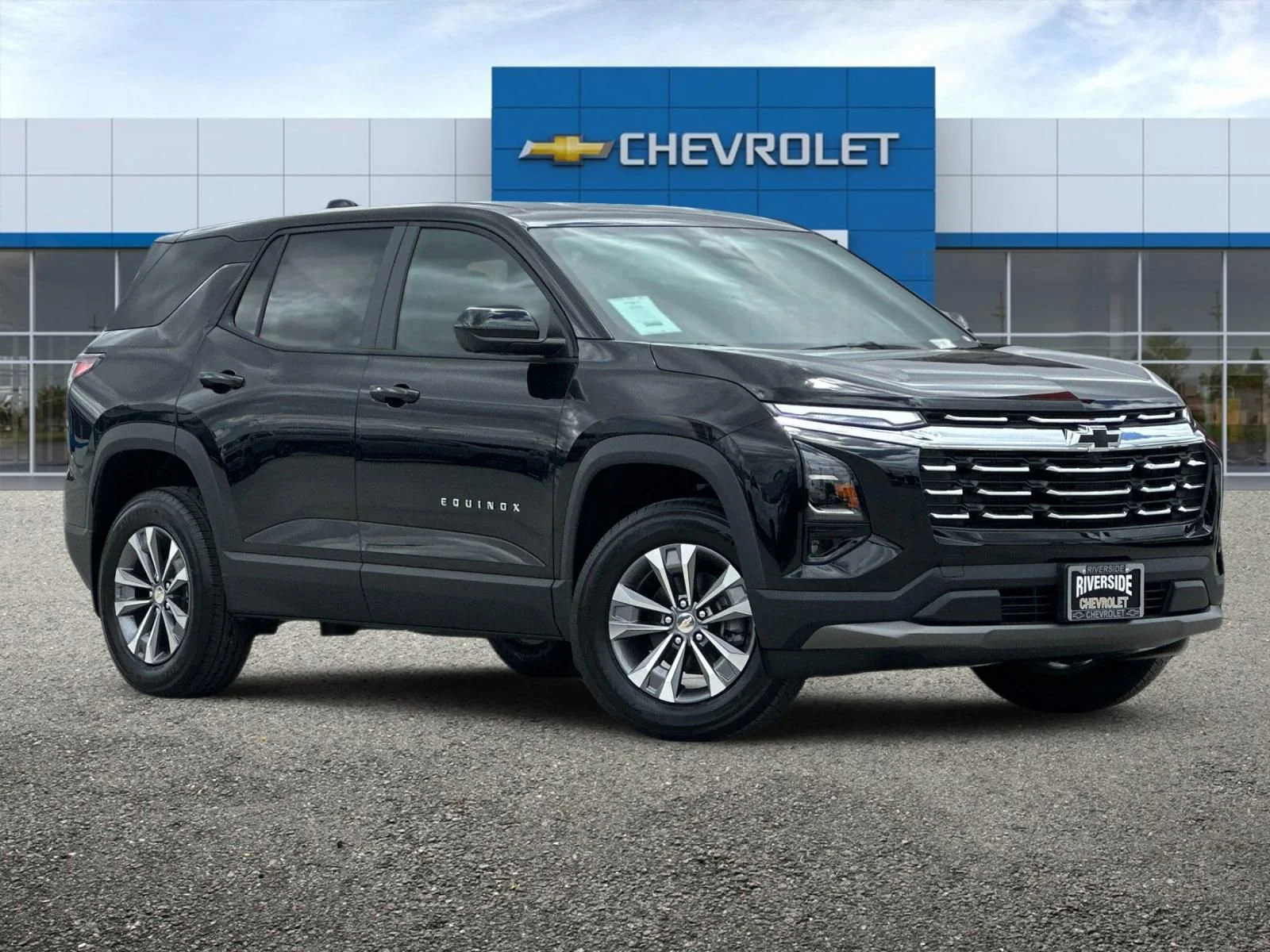 2026 Chevrolet Equinox LT - Photo 2
