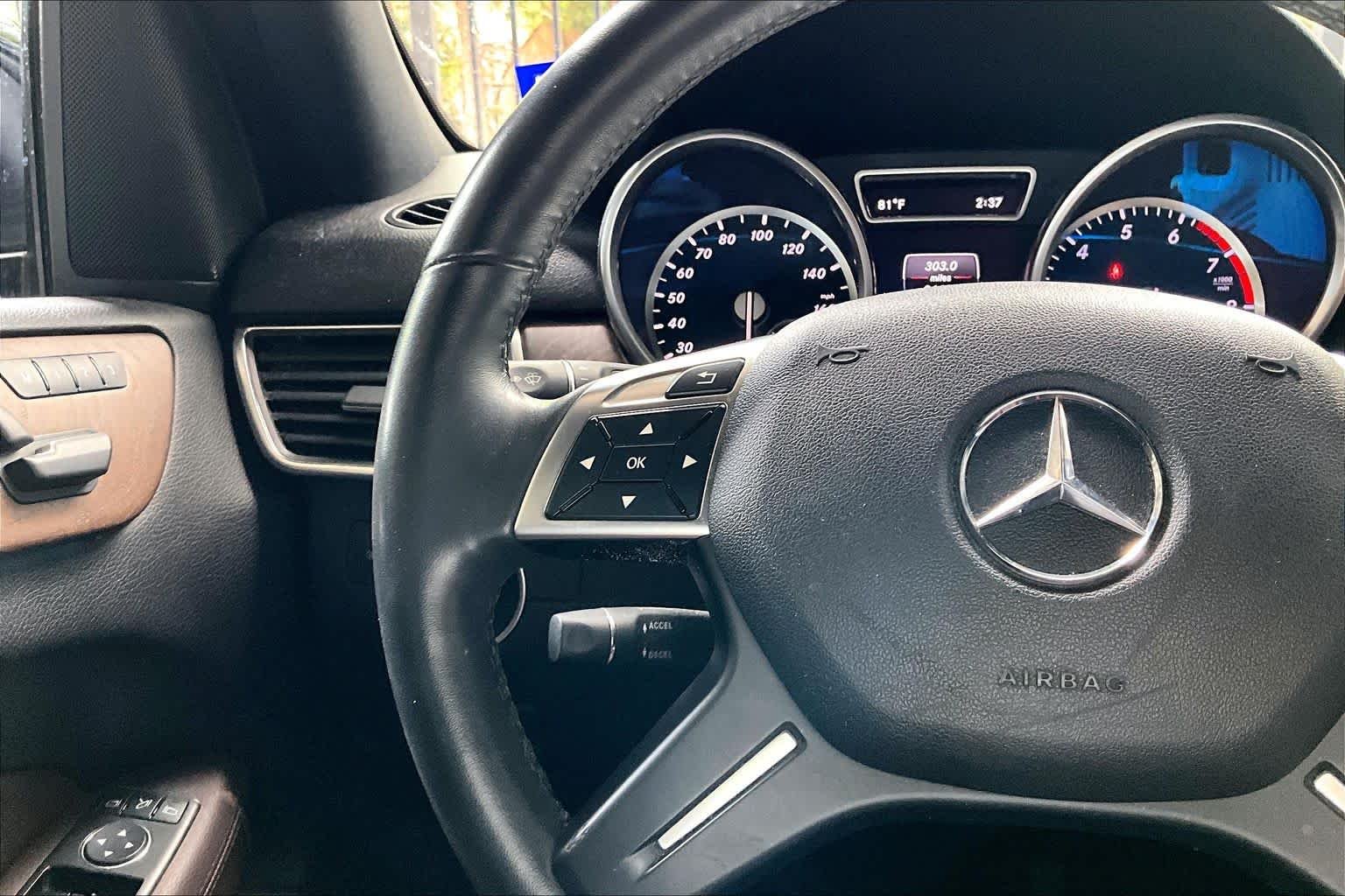 Used 2014 Lunar Blue Metallic Mercedes-Benz ML 350 image 23