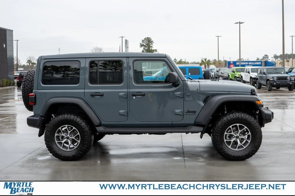 New 2026 Anvil Clear-Coat Exterior Paint Jeep Sport S image 7