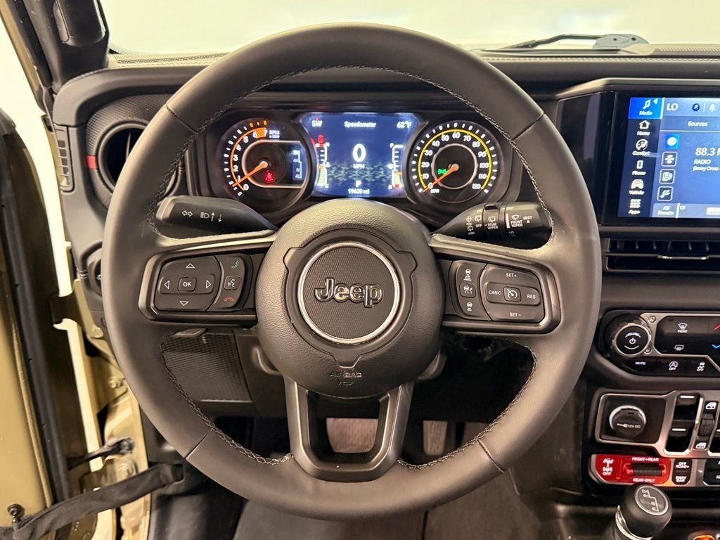 Used 2025 41 Jeep Rubicon image 20