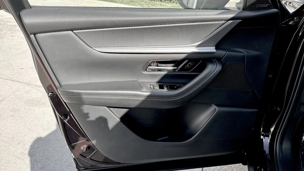 2026 Mazda CX-90 Premium Package - Photo 39