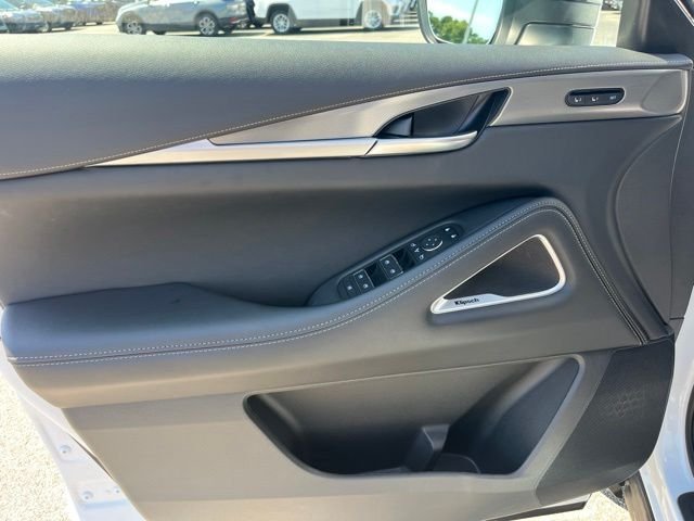 Certified Used 2026 White INFINITI LUXE image 10