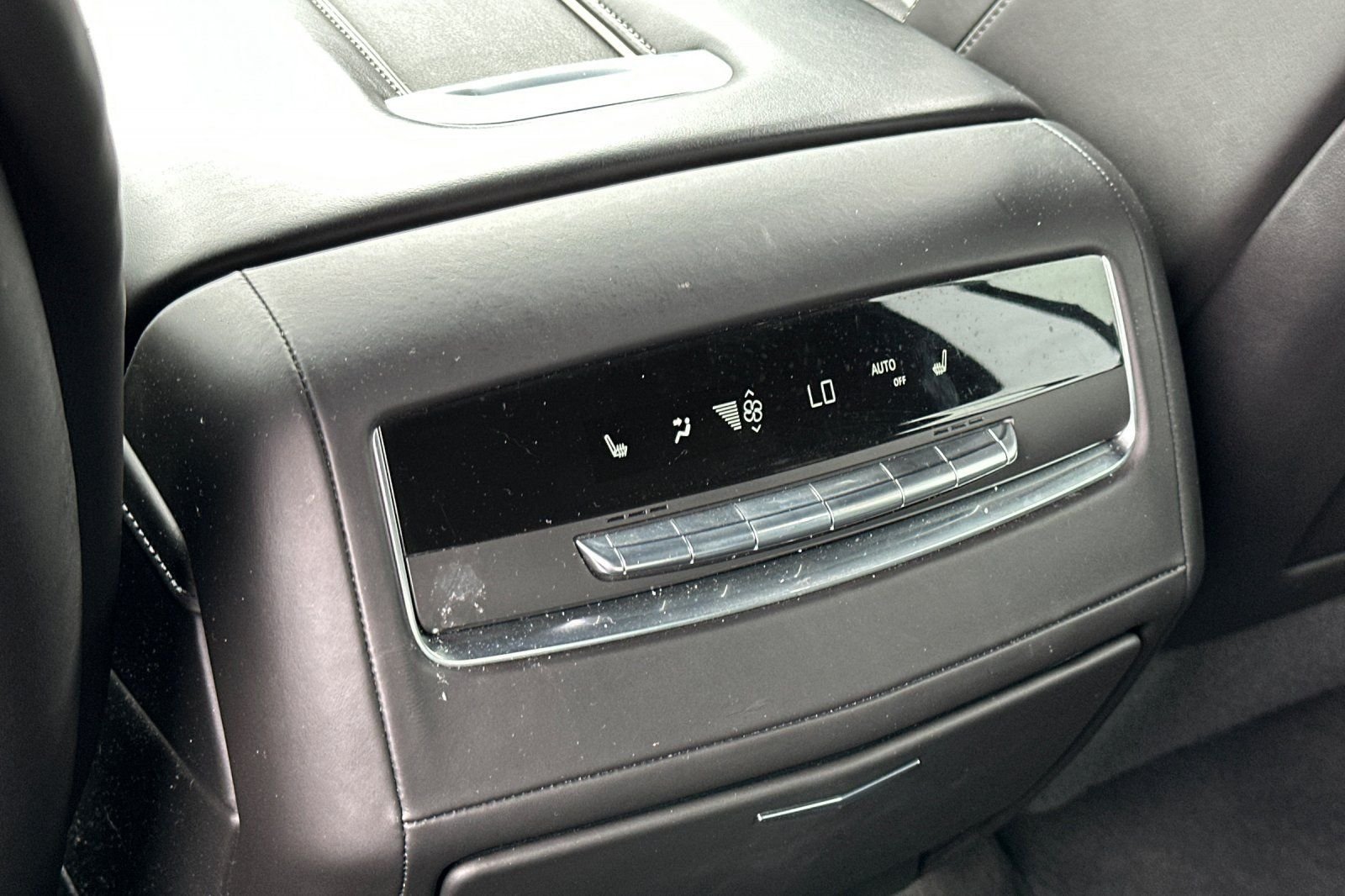 Used 2023 Black Cadillac Premium Luxury Platinum image 14