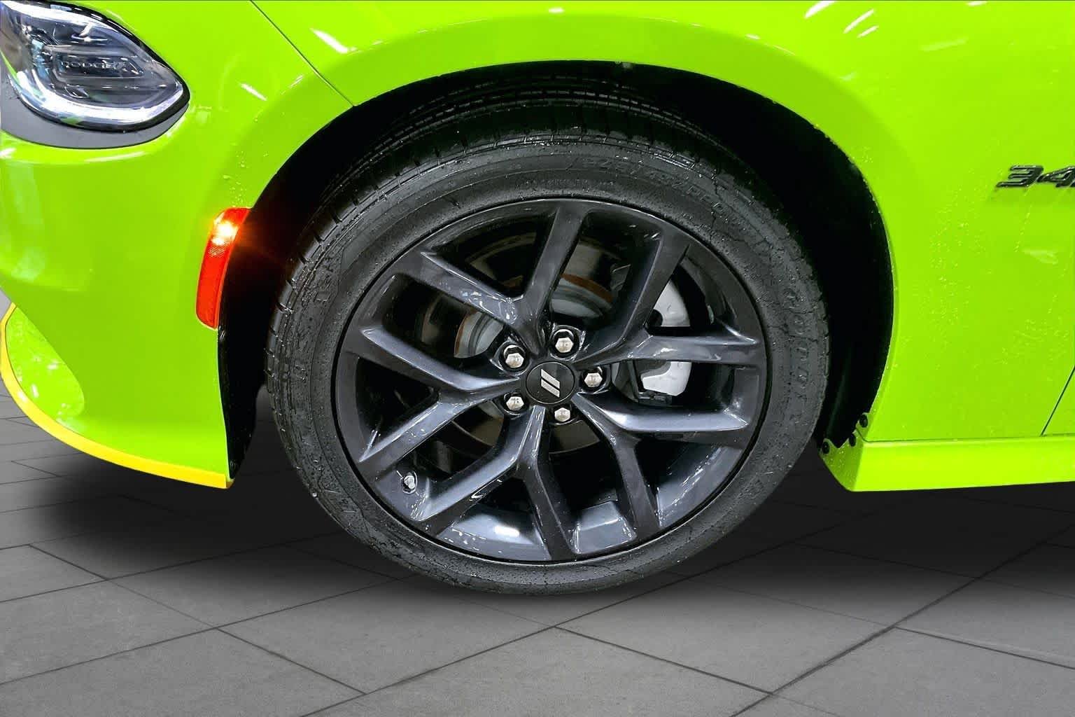 Used 2023 Sublime Metallic Clearcoat Dodge R/T image 11