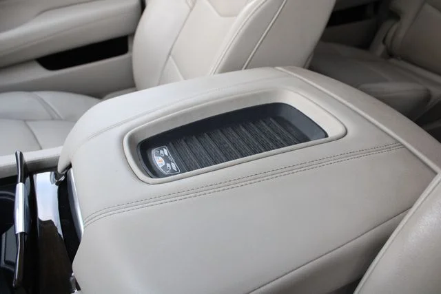 Used 2020 Black Cadillac Luxury image 22