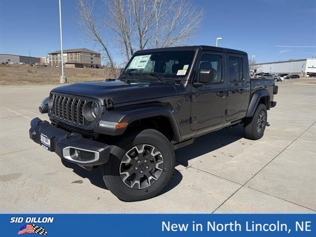 New 2026 Granite Crystal Metallic Clearcoat Jeep Sahara 4x4 image 1