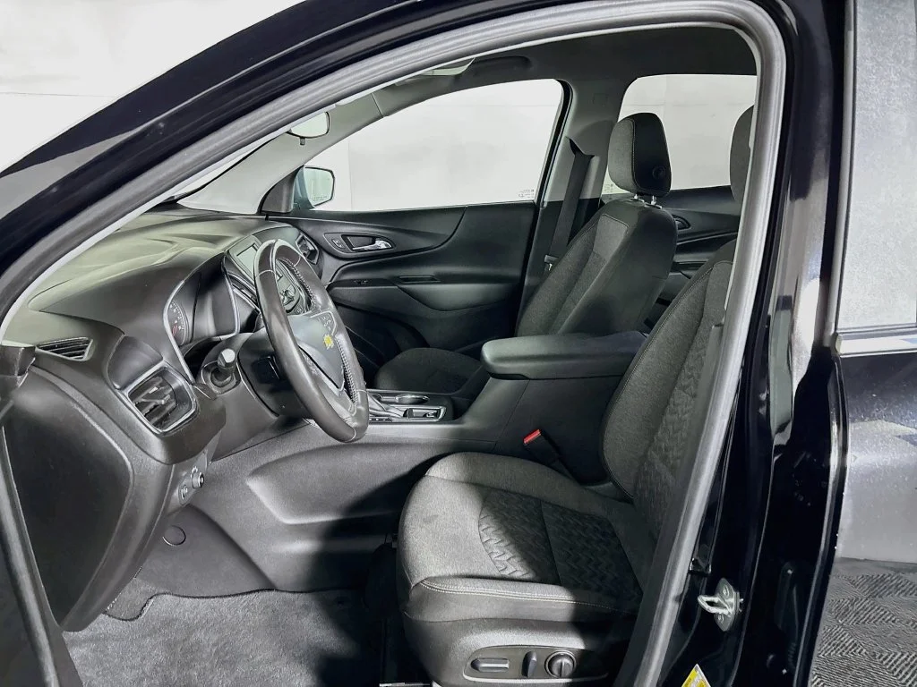 Used 2022 Black Chevrolet LT image 11