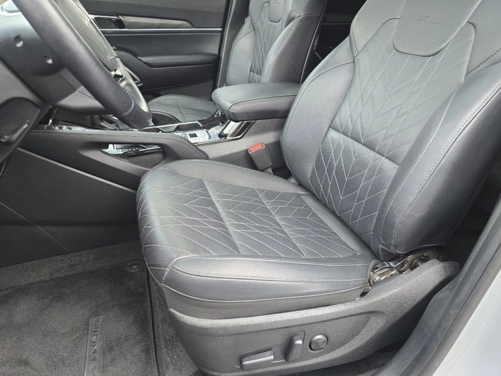 Used 2024 Gray Kia EX X-Line image 23