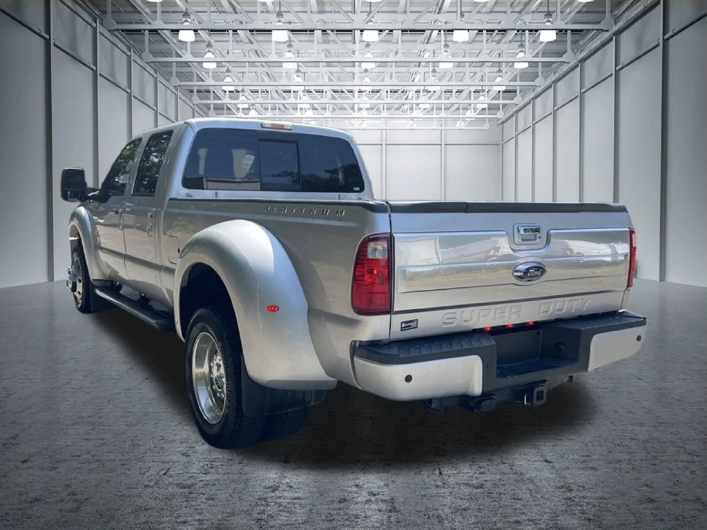 Used 2016 Silver Ford Platinum image 3