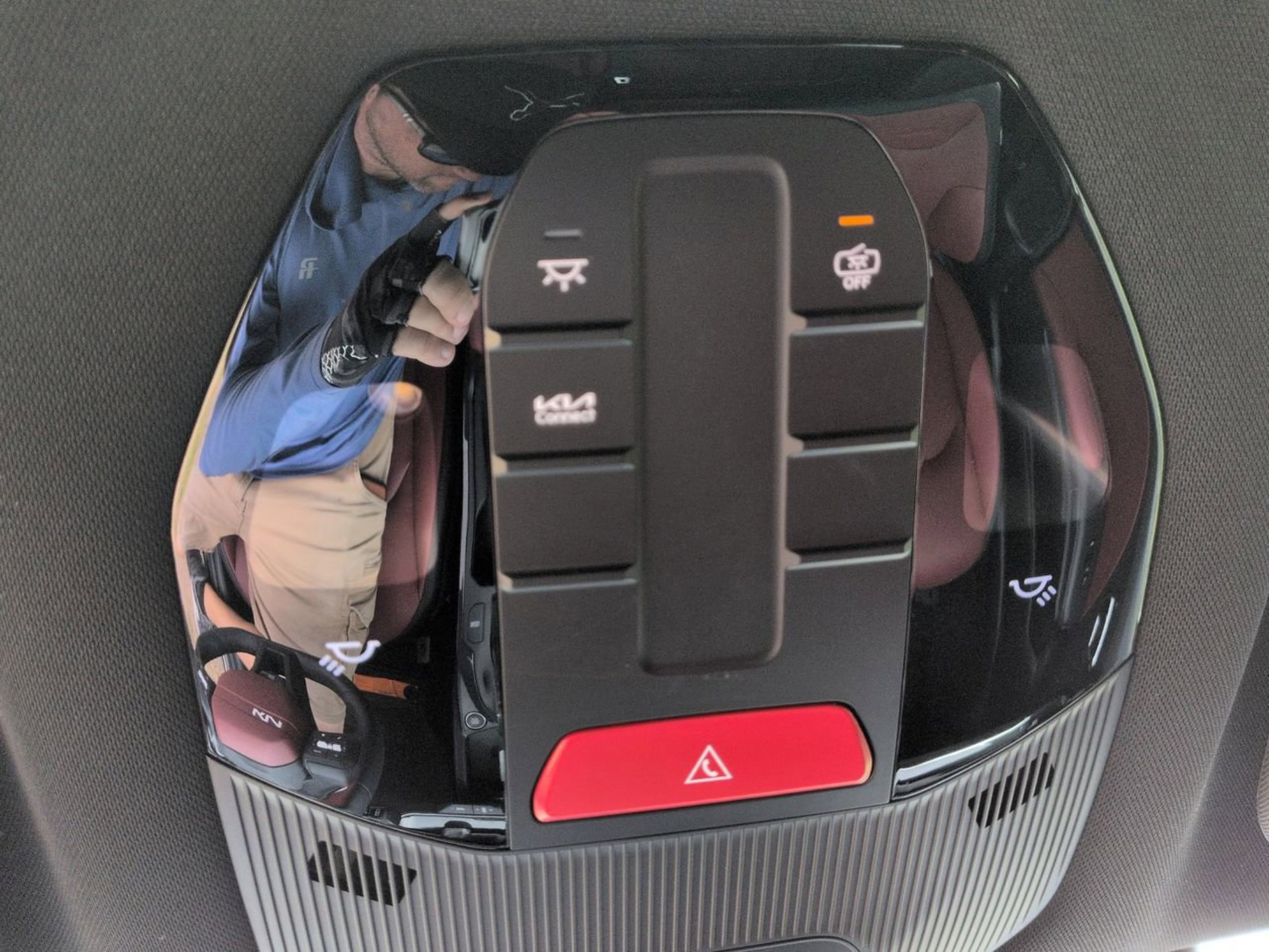 New 2026 Snow White Pearl Kia GT-Line image 18